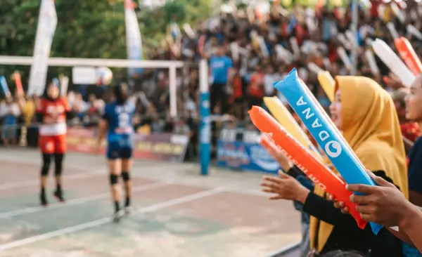Balon Tepuk Dumai sebagai media dukungan kepada pemain bola volly.