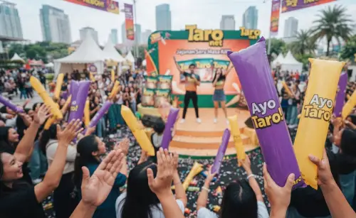 Balon Tepuk Lingga untuk menambah daya tarik produk pada kegiatan promosi.