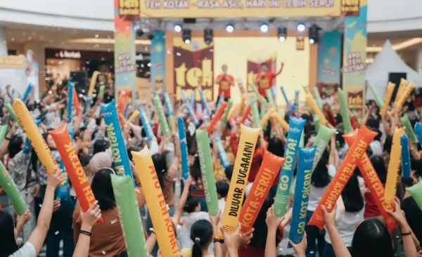 Balon Tepuk Mesuji untuk menambah daya tarik produk pada kegiatan promosi.