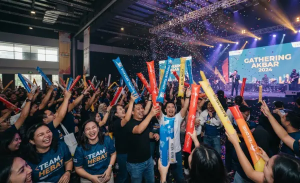 Balon Tepuk Pringsewu digunakan pada saat acara gathering.