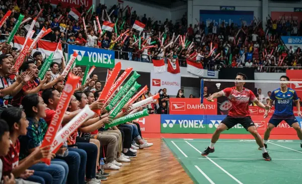 Balon Tepuk Sumedang sebagai media pendukung pada pemain lomba bulu tangkis.