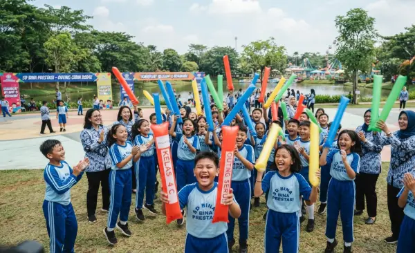 Balon Tepuk Tanggamus digunakan pada saat acara outing class sekolah.