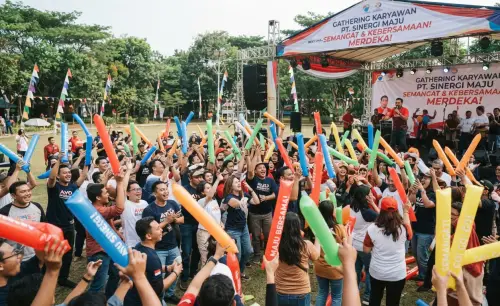 Balon Tepuk Tebo hadir untuk memeriahkan acara gathering.