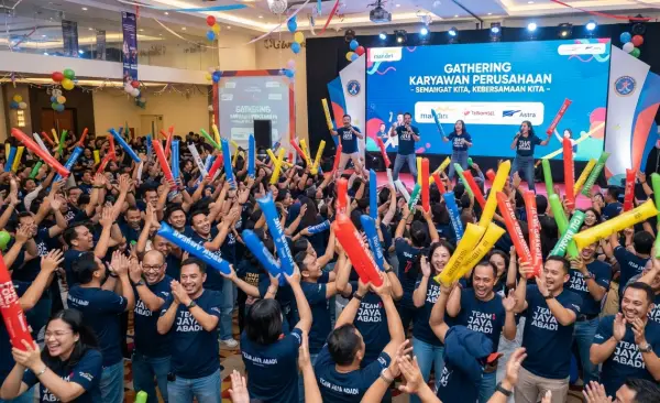 Balon Tepuk Yogyakarta ikut serta memeriahkan acara gathering perusahaan.
