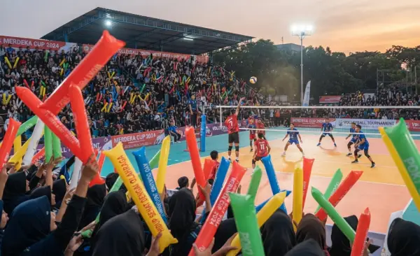 Balon Tepuk Yogyakarta sebagai media dukungan kepada pemain turnamen volly.