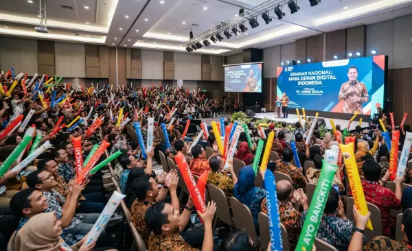 Balon tepuk Toraja Utara menambah acara seminar lebih meriah