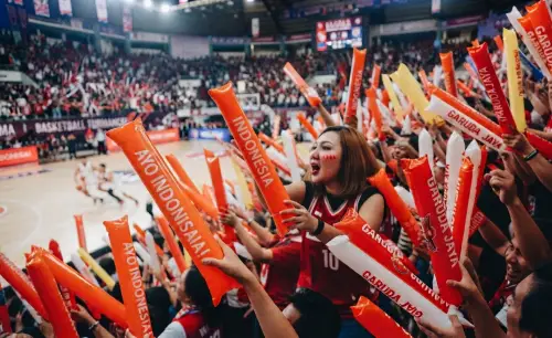 Balon Tepuk Kubu Raya hadir sebagai media pendukung dalam turnamen bola basket.