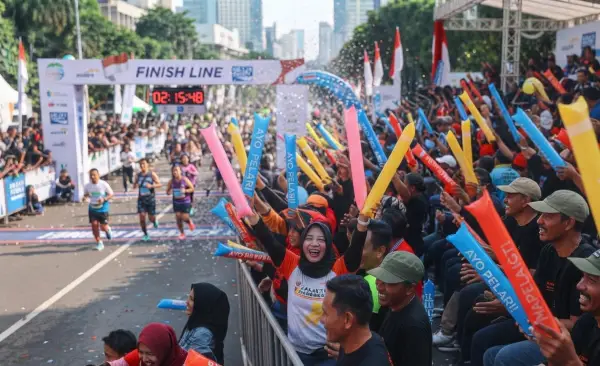 Balon Tepuk Sekadau hadir sebagai media dukungan untuk para peserta marathon.
