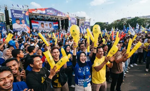 Balon Tepuk Tanah Laut menambah acara kampanye lebih semarak