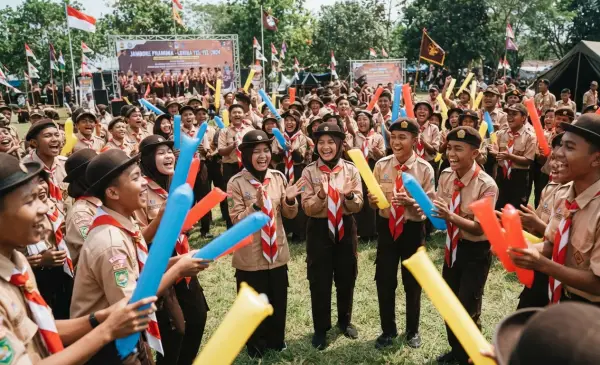Balon tepuk wajo digunakan untuk acara pramuka sekolahan