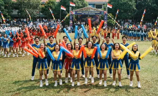 Balon tepuk wajo digunakan pada event lomba cheerleaders