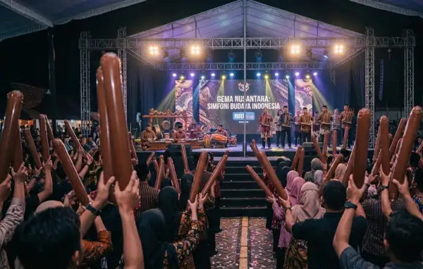 balon tepuk banggai kepulauan digunakan untuk melihat acara alat musik tradisonal