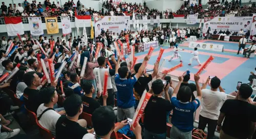 balon tepuk demak dalam acara tournament karate