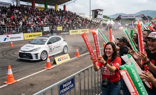 balon tepuk jember saat digunakan pada event kejurnas slalom