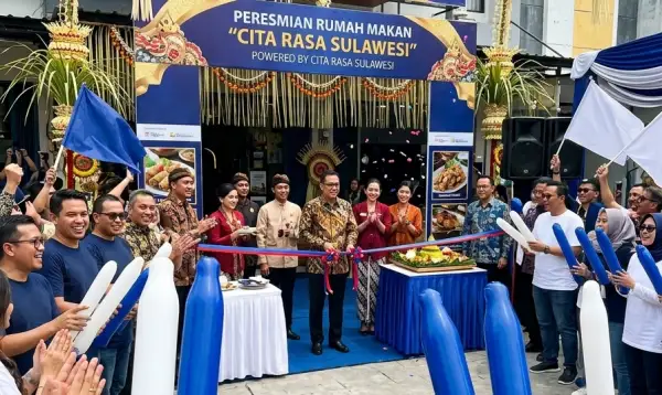 balon tepuk kepulauan talaud saat ini digunakan untuk peresmian rumah makan