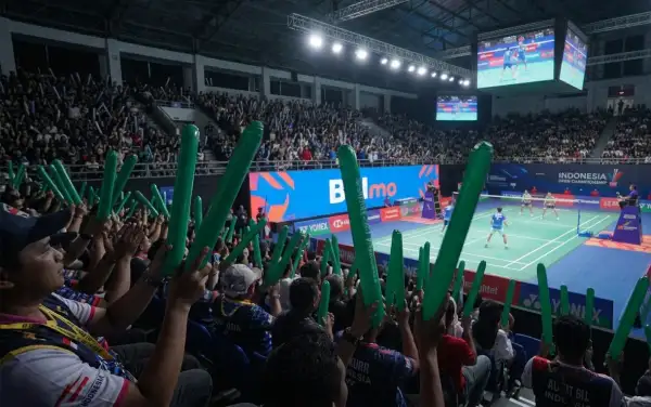 balon tepuk konawe digunakan pada pertandingan batminton
