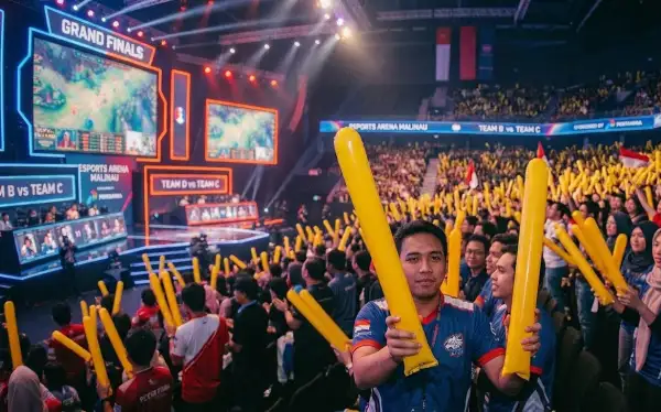 balon tepuk malinau digunakan saat menonton acara gamers esports