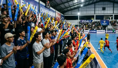 balon tepuk ponorogo menambah semmangat pemain futsal