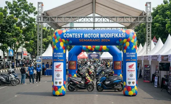 Balon Gate Banda Aceh menjadi penanda event kontes motor.