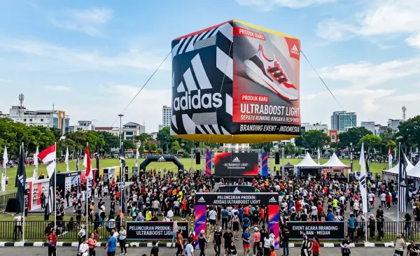 Balon Promosi Samarinda digunakan pada kegiatan branding produk.