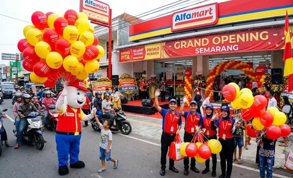 Balon Sablon Samarinda untuk grand opening.