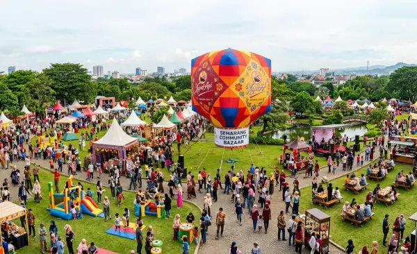 Balon Udara Samarinda digunakan pada saat event bazar masyarakat.