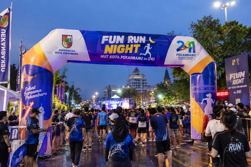 balon gate pekanbaru fun run night