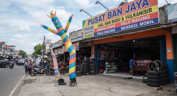 balon menari promosi jakarta