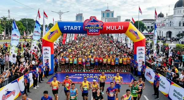 balon promosi medan saat digunakan sebagai garis start event marathon